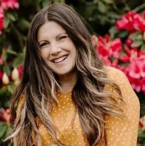 Picture of Sarah Bunting